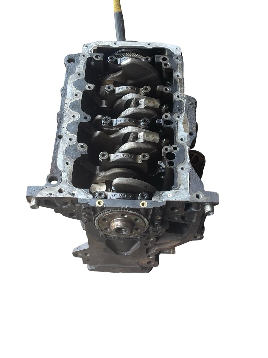 Bloc motor AUDI A4 IV 8K2, B8 2007 - 2015 2.0 TDI CAGA – foto 3