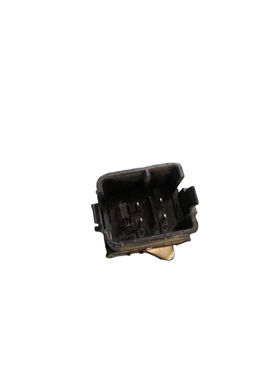 Comutator lumini de avarie VOLKSWAGEN GOLF V 1K1 2003 - 2009 5M0953500 – foto 3