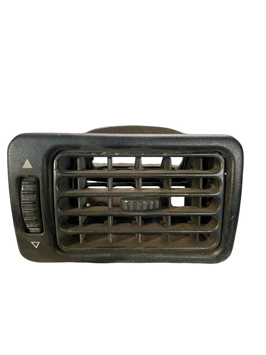 Grila de ventilatie bord centrala DAF LF 45 2001 - > 5010226048
