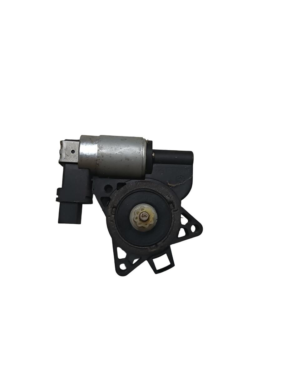 Motoras geam pivotant Mazda 3 2006 stanga spate MAZDA MPV III LY 2006 - >