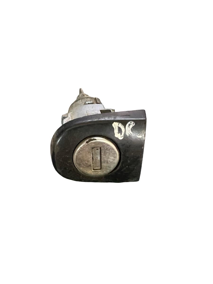 Butuc dreapta fata VOLKSWAGEN FOX 5Z1, 5Z3 2003 - 2014