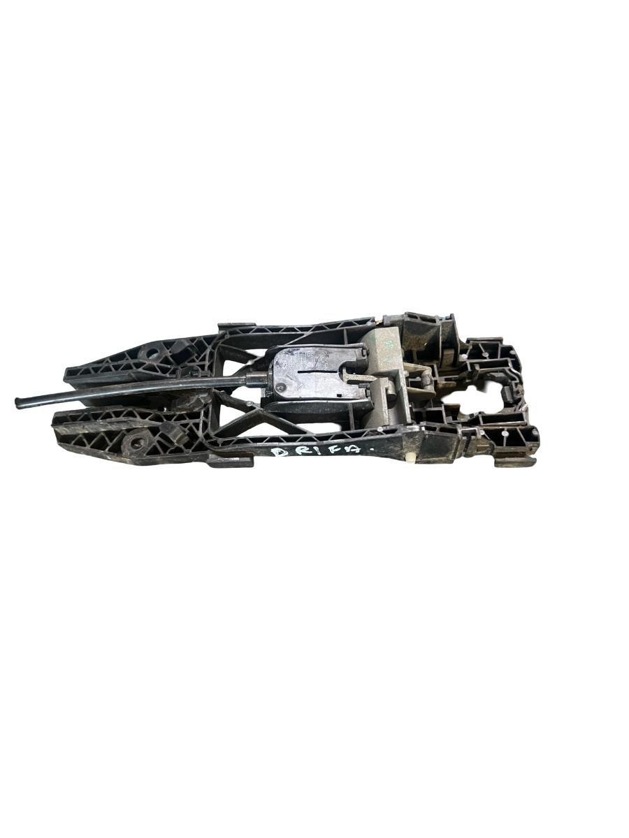 Maner/suport exterior portiera fata dreapta fata VOLKSWAGEN TIGUAN 5N_ 2007 - > 5N0837017C