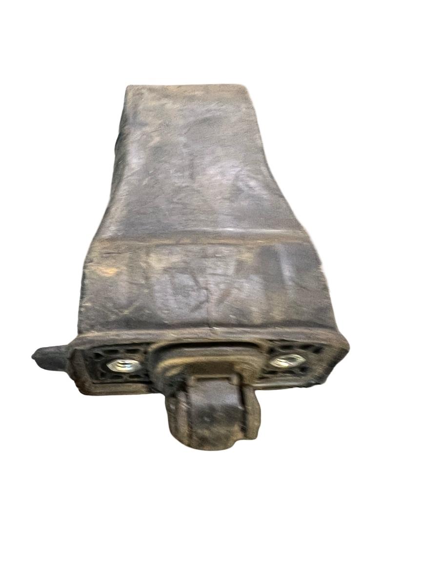 Limitator portiera fata dreapta fata VOLKSWAGEN POLO 9N_ 2001 - 2012