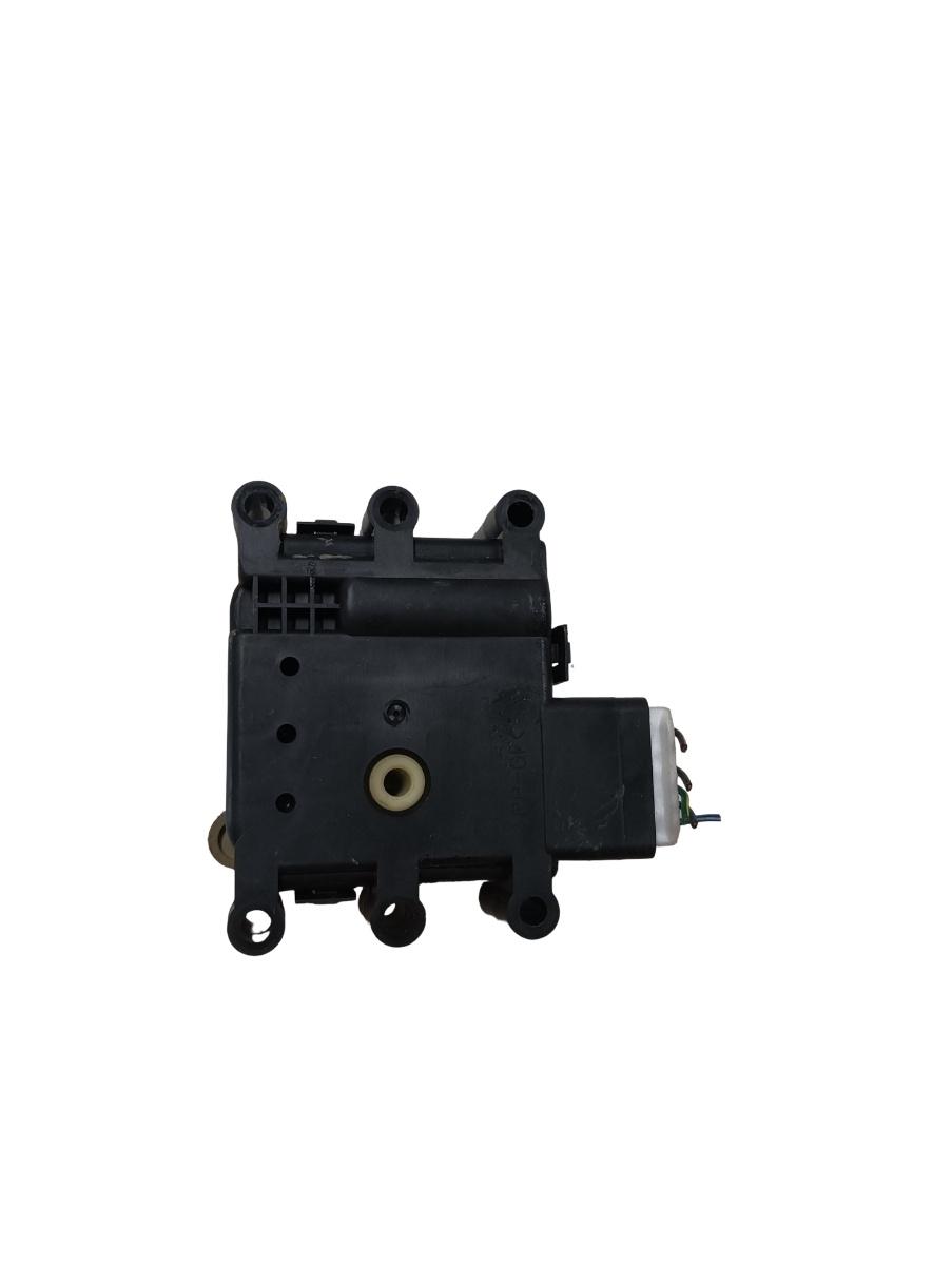 Actuator/motoras clapeta aer AC Mazda 3 2006 MAZDA MPV III LY 2006 - >