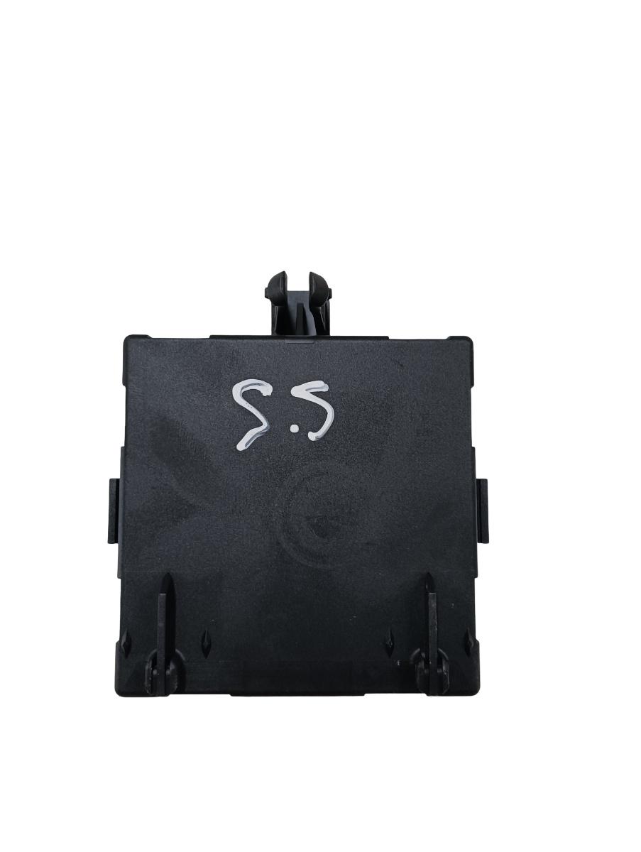 Modul de confort stanga spate MERCEDES-BENZ C-CLASS W205 2013 - > A2059006213 – foto 2