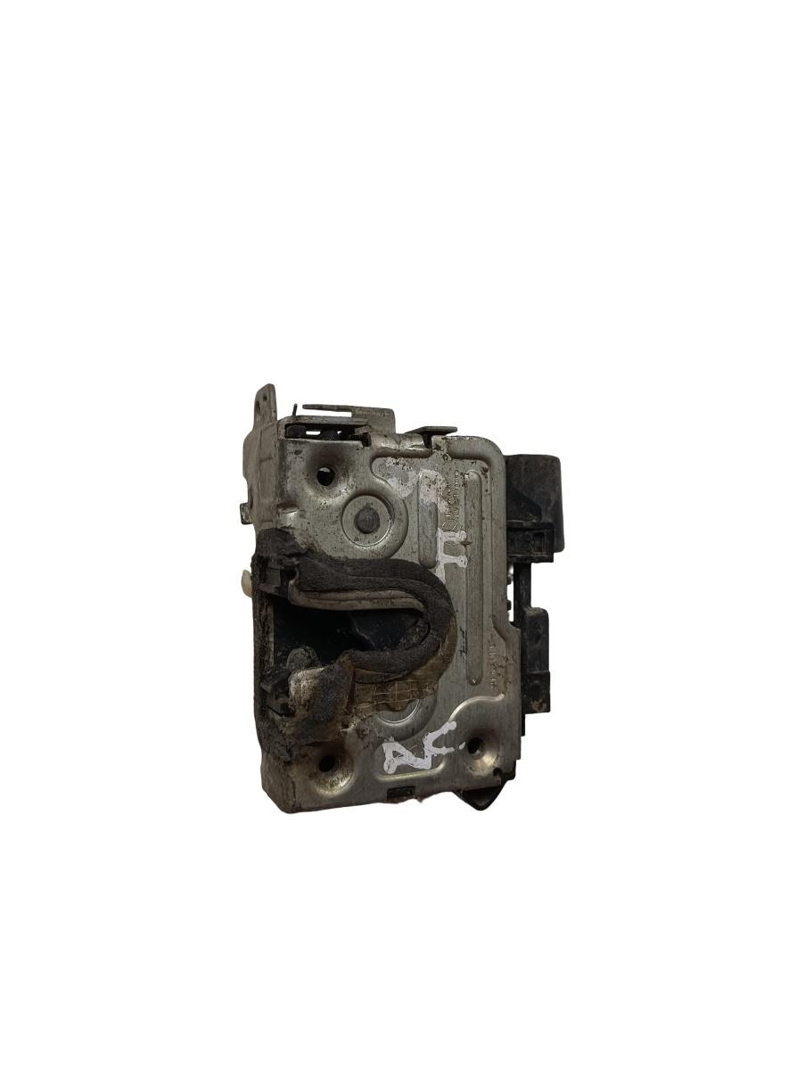 Broasca usa dreapta fata DACIA DUSTER 2010 - > – foto 2