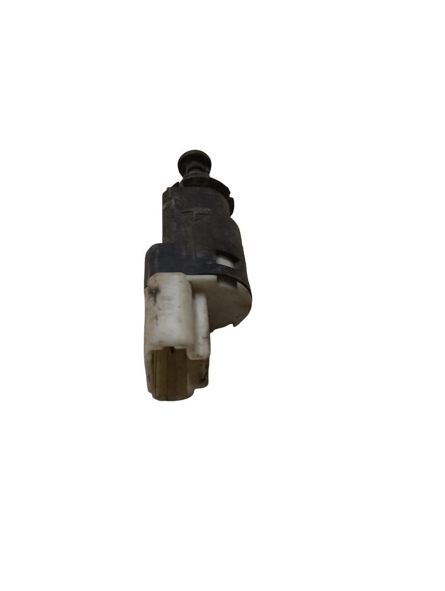 Switch frana  DACIA DUSTER 2010 - > 8200276381d