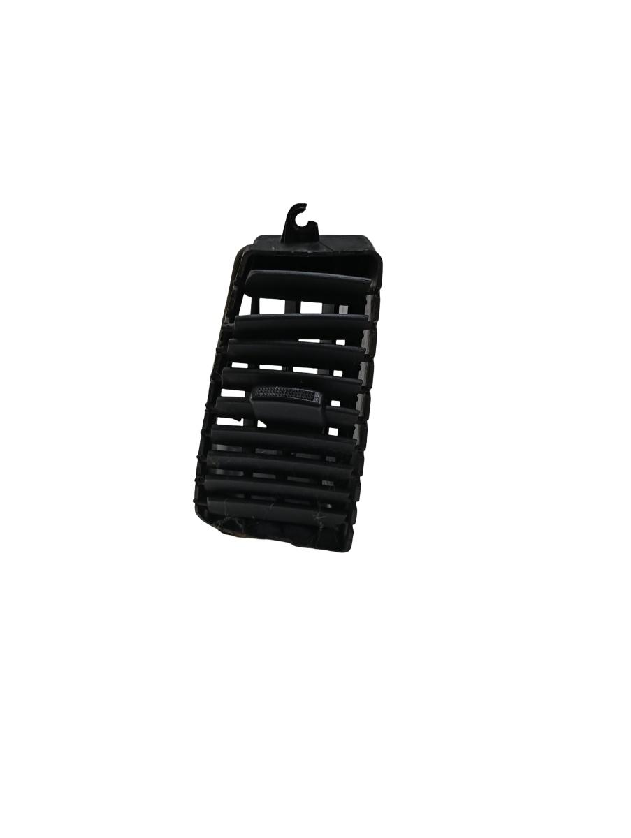 Grila ventilatie  dreapta fata KIA SORENTO I JC 2002 - >