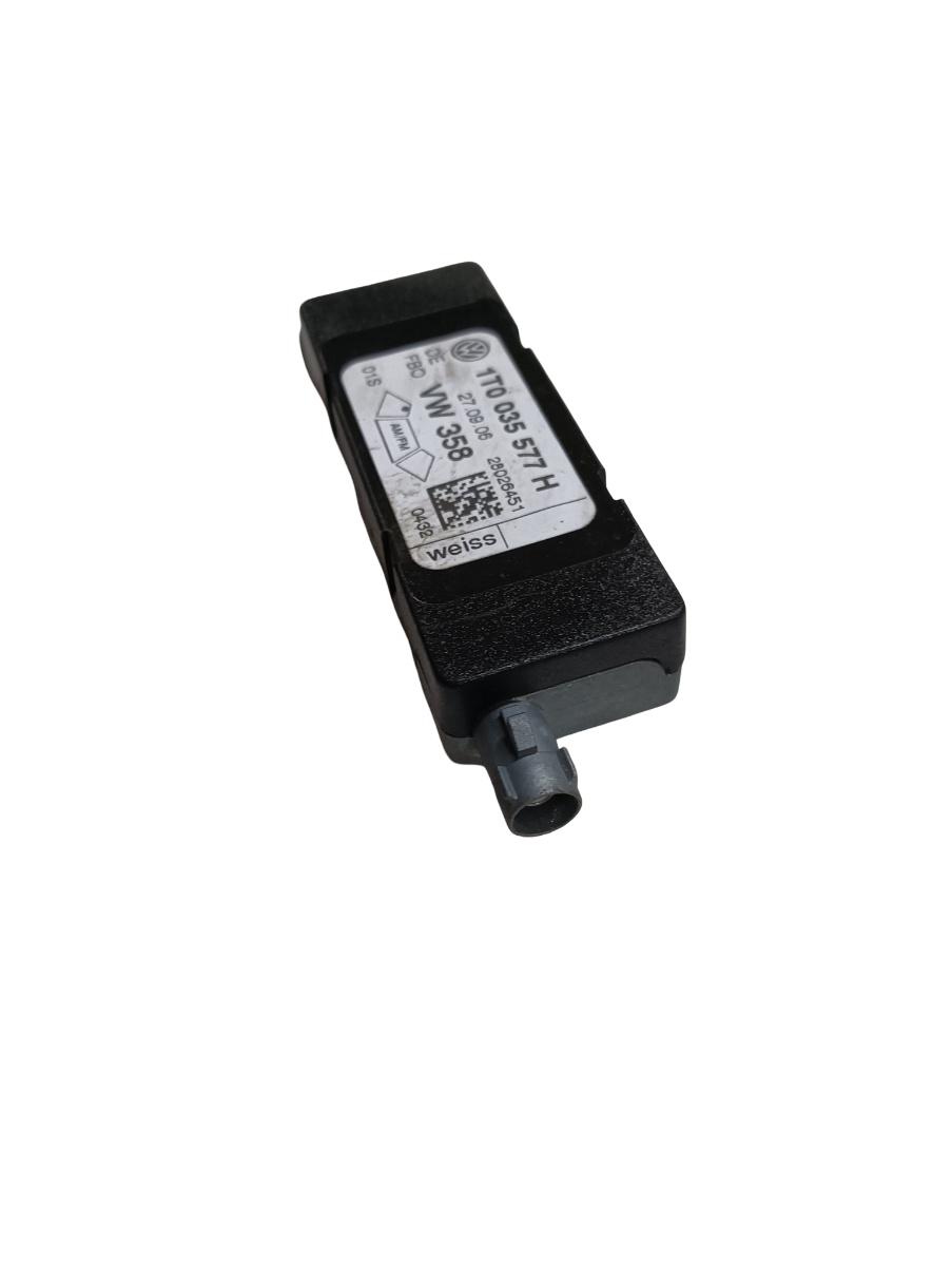 Antena GPS VOLKSWAGEN TOURAN 1T1, 1T2 2003 - 2010 TDI BKC, BLS, BXE VAG 1t0035577h