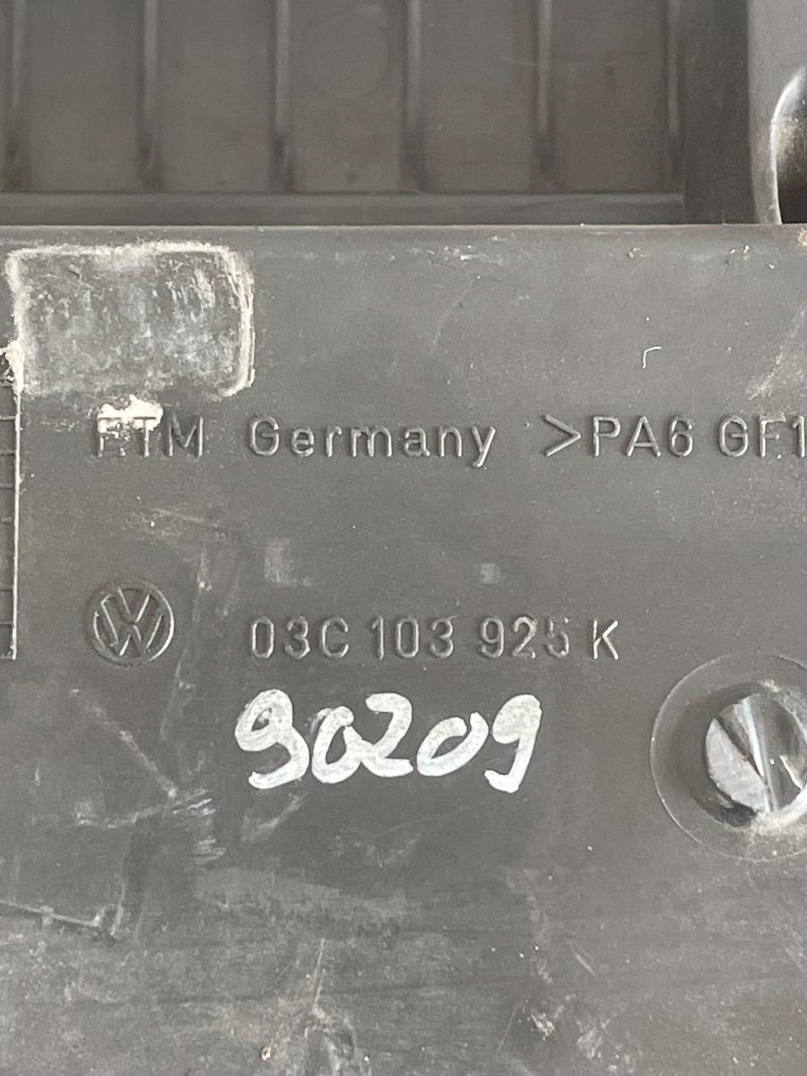 Capac motor (ornament) VOLKSWAGEN GOLF V 1K1 2003 - 2009 1.4 TSI BLG 03C103925K – foto 5