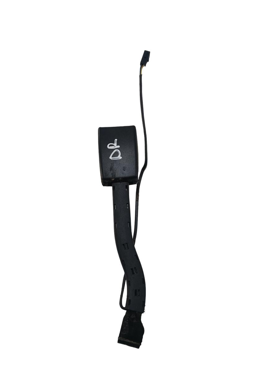 Pretensionare  dreapta fata VOLKSWAGEN JETTA III 1K2 2004 - 2010