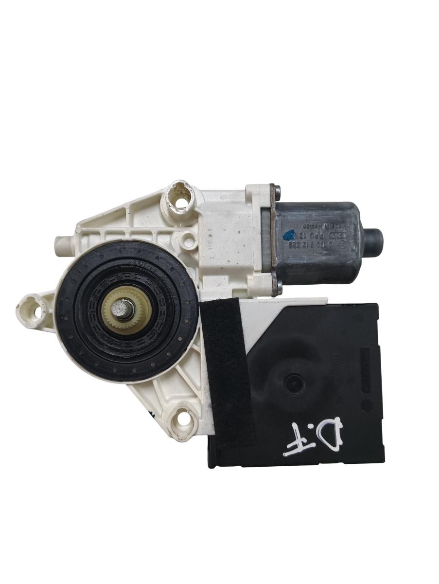 Motoras geam pivotant dreapta fata VOLKSWAGEN PASSAT Variant 3C5 2005 - 2011 TDI BMP 1k0959792m