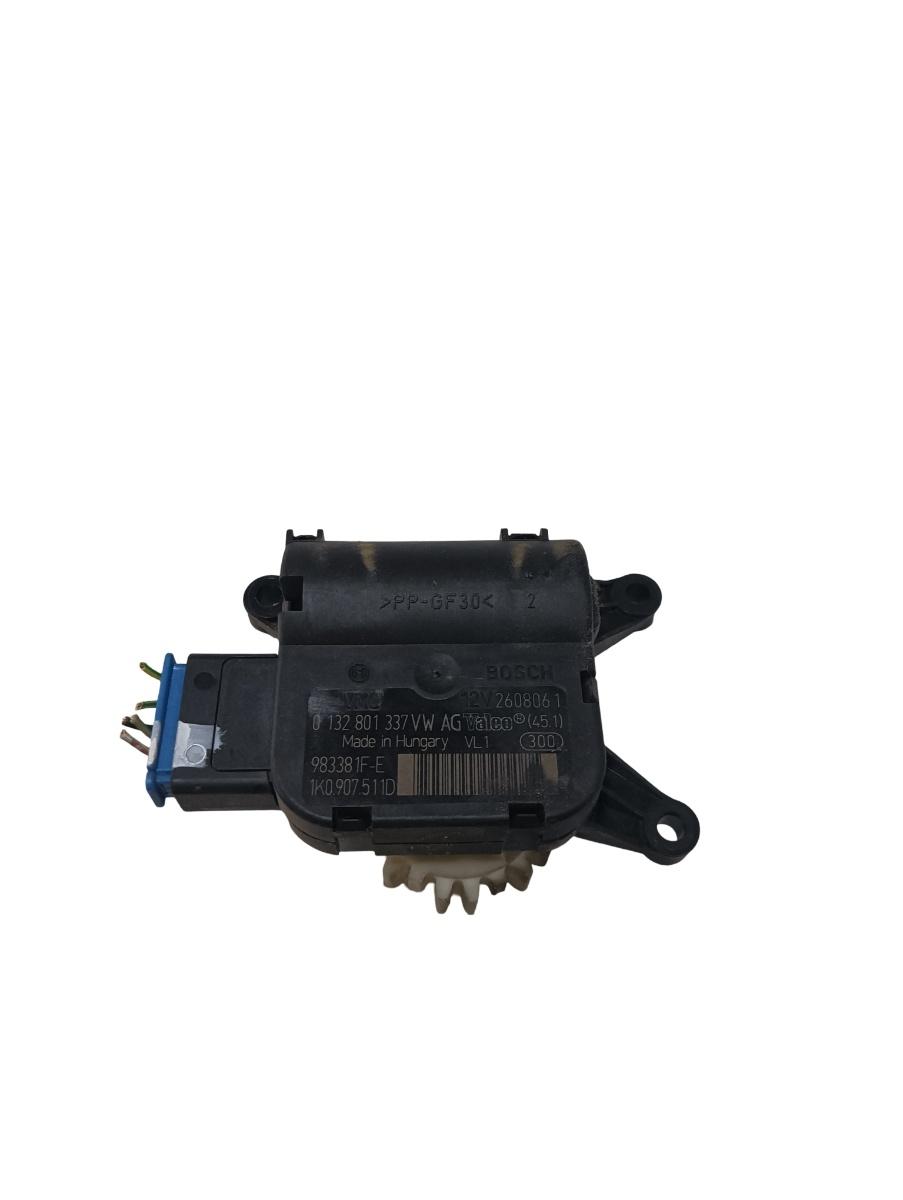 Motoras/actuator clapeta aer VOLKSWAGEN GOLF V 1K1 2003 - 2009 0132801337