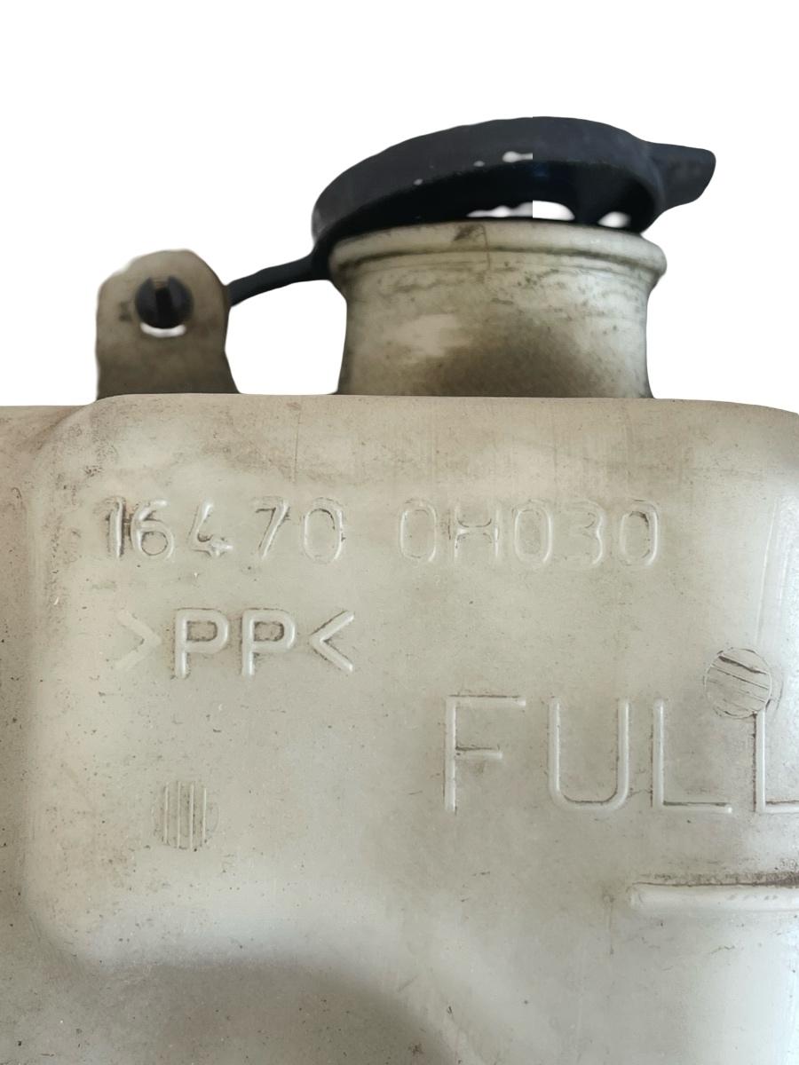 Vas rezervor de expansiune lichid de racire TOYOTA AVENSIS Saloon _T25_ 2003 - 2008 2.0 1AZ-FSE 16470-0H030 – foto 2