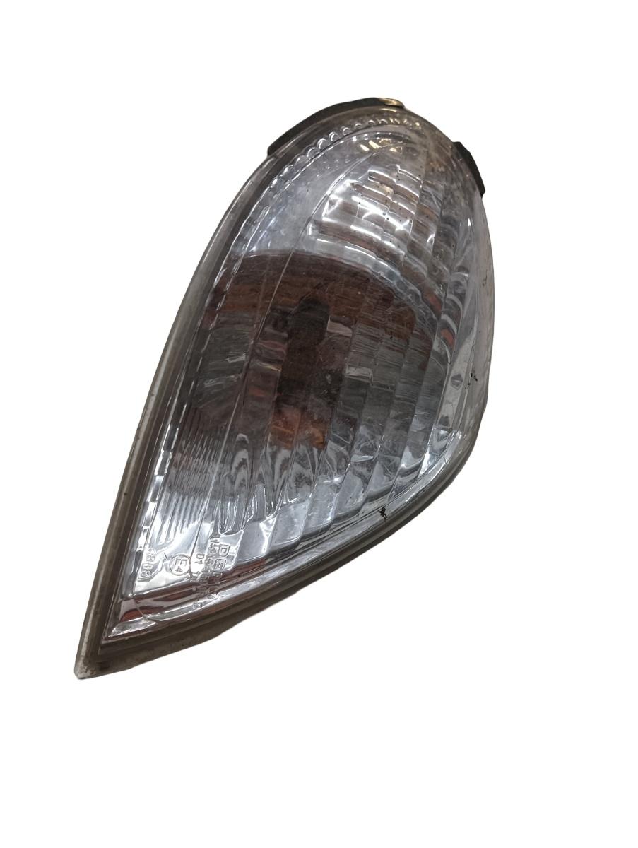 Semanlizare dreapta fata NISSAN ALMERA II N16 2000 - > 082151594r