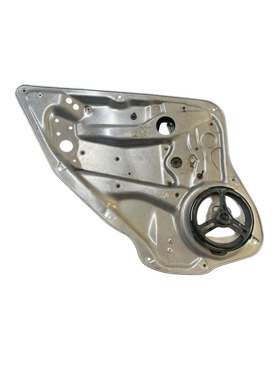 Macara Geam stanga spate MERCEDES-BENZ C-CLASS W204 2007 - 2014
