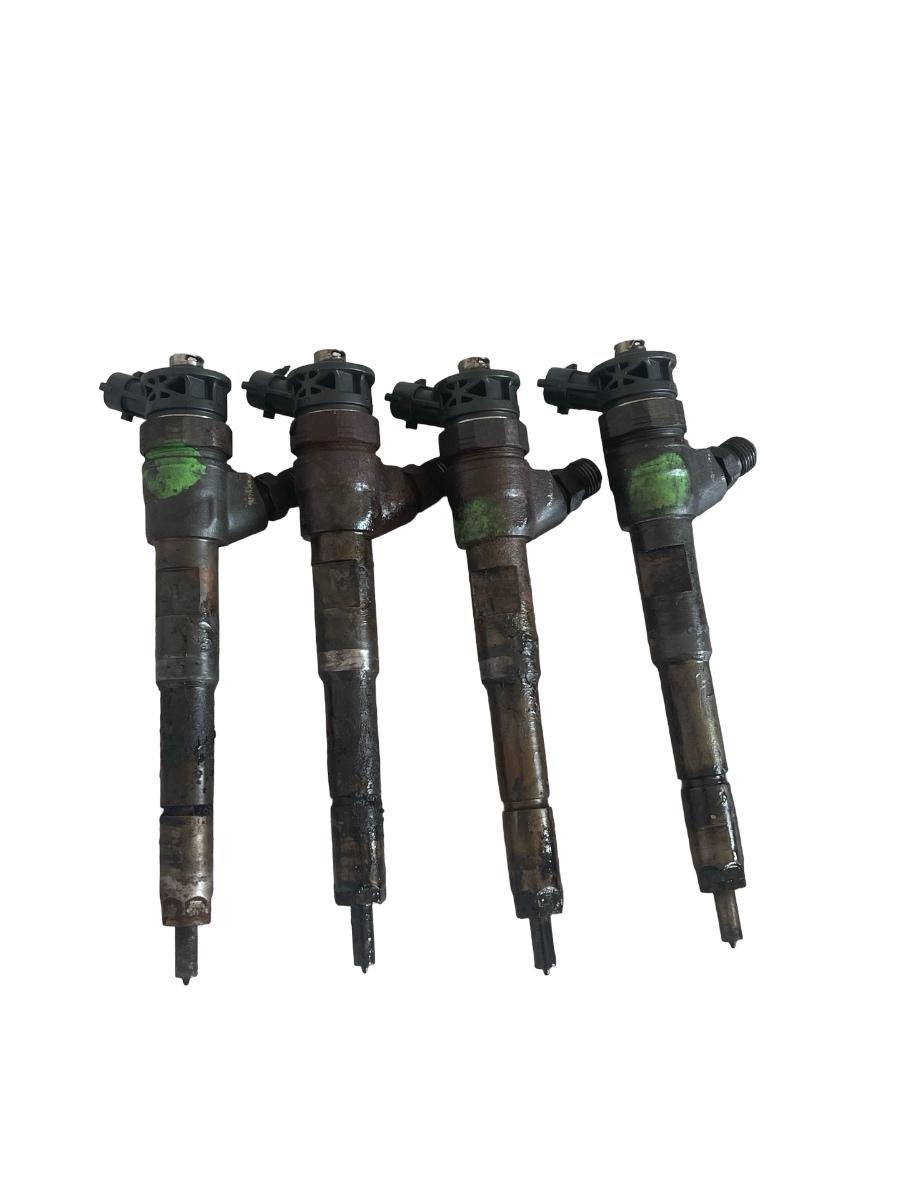 Set injectoare combustibil DACIA DOKKER 2012 - > 1.5 dCi / Blue dCi 75 K9K 612 H8201108033