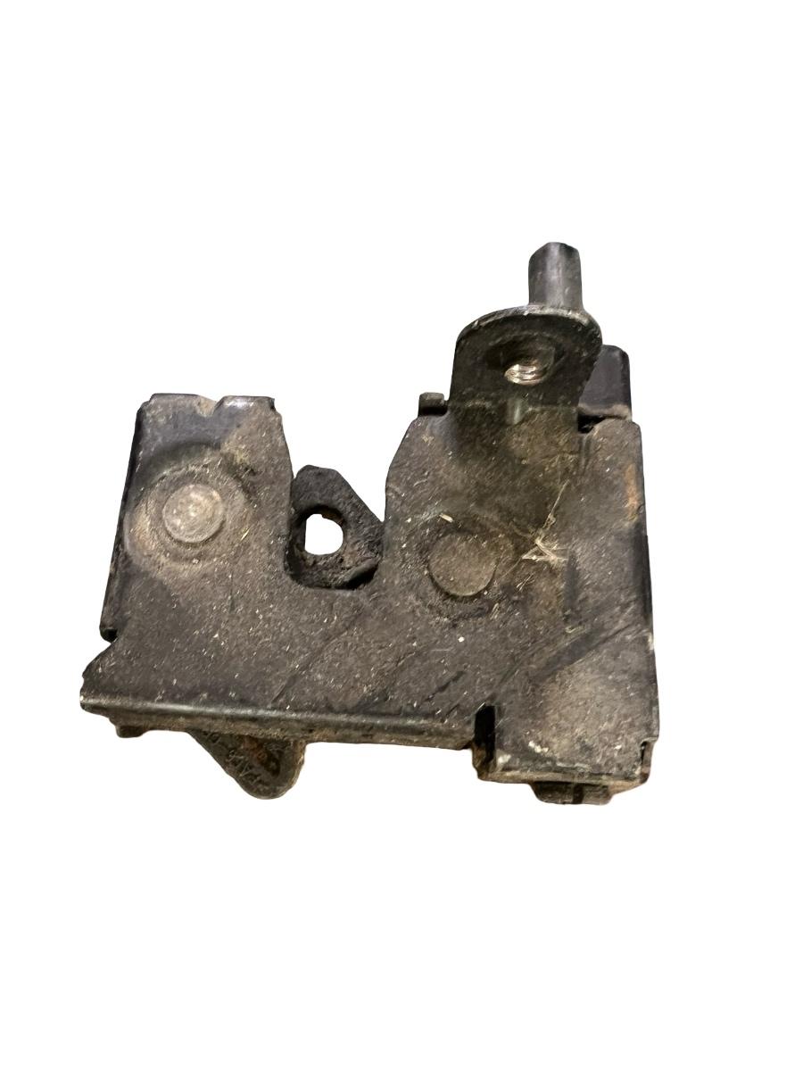 Inchizatoare capota motor BMW 7 IV E65, E66, E67 2001 - 2009 – foto 2