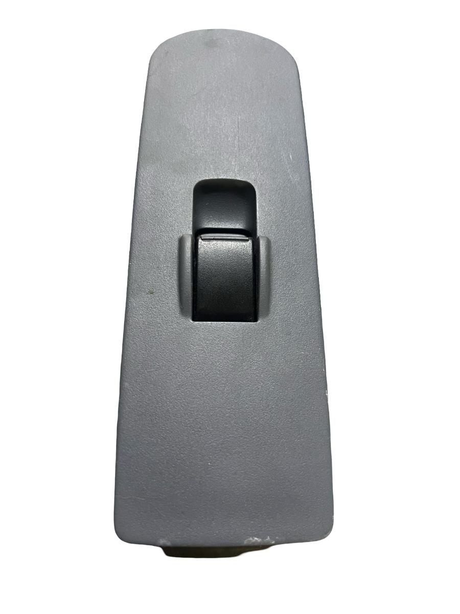 Butoan geam electric MITSUBISHI COLT VI Z3_A, Z2_A 2002 - 2012 CD8-D389M