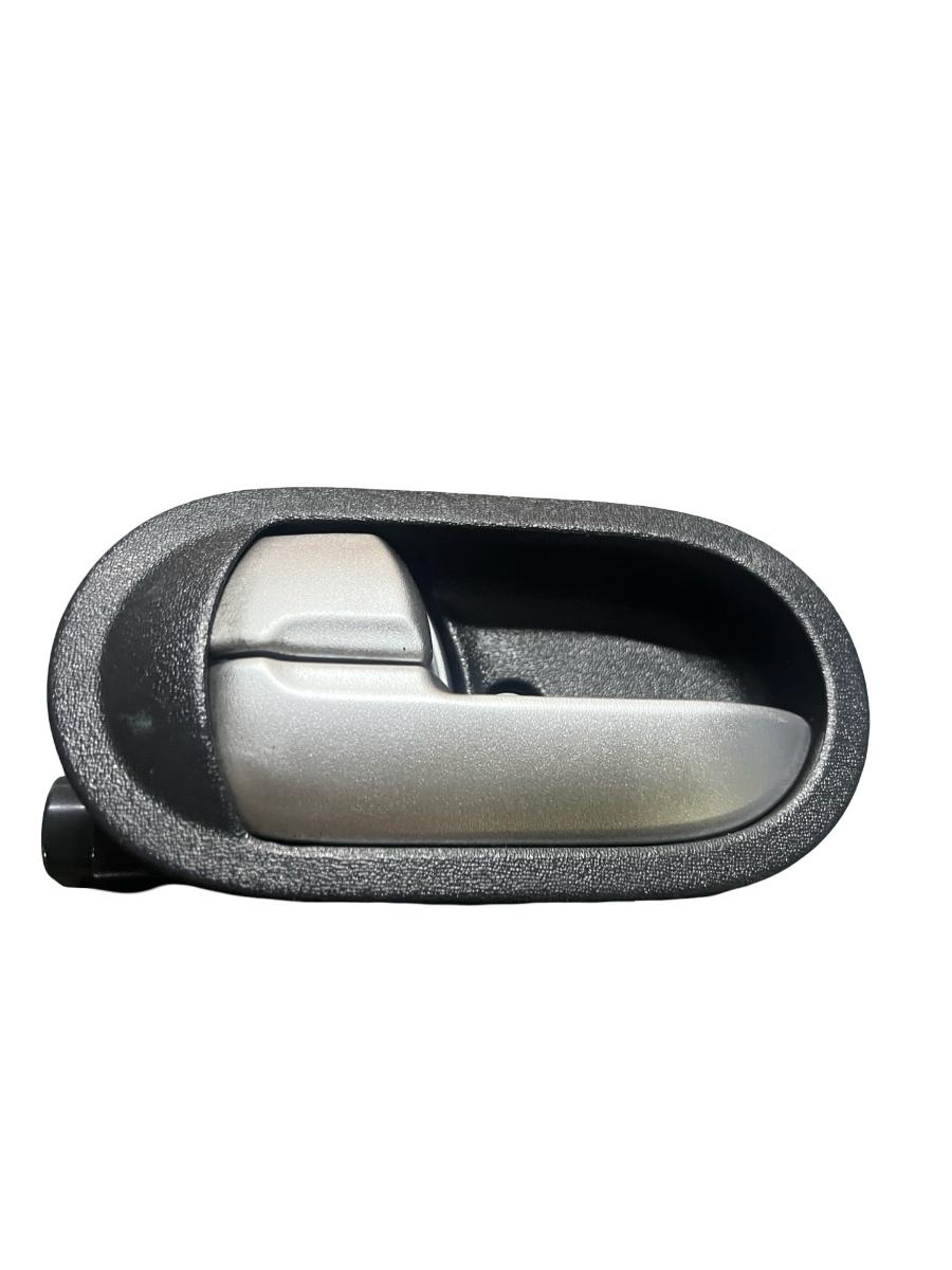 Maner interior portiera fata stanga fata MITSUBISHI COLT VI Z3_A, Z2_A 2002 - 2012