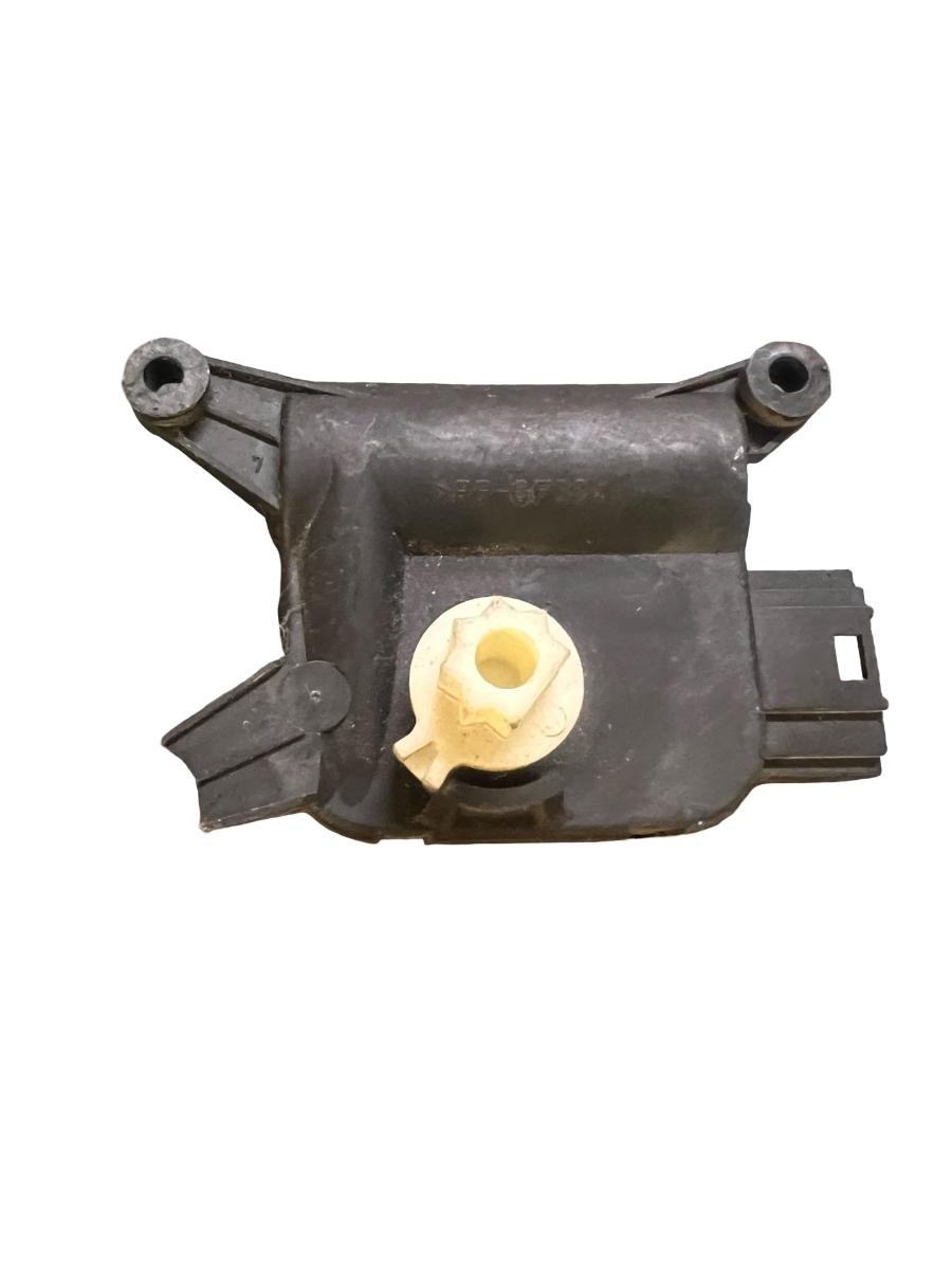 Motoras/actuator clapeta aer VOLKSWAGEN GOLF V 1K1 2003 - 2009 0132801345 – foto 2