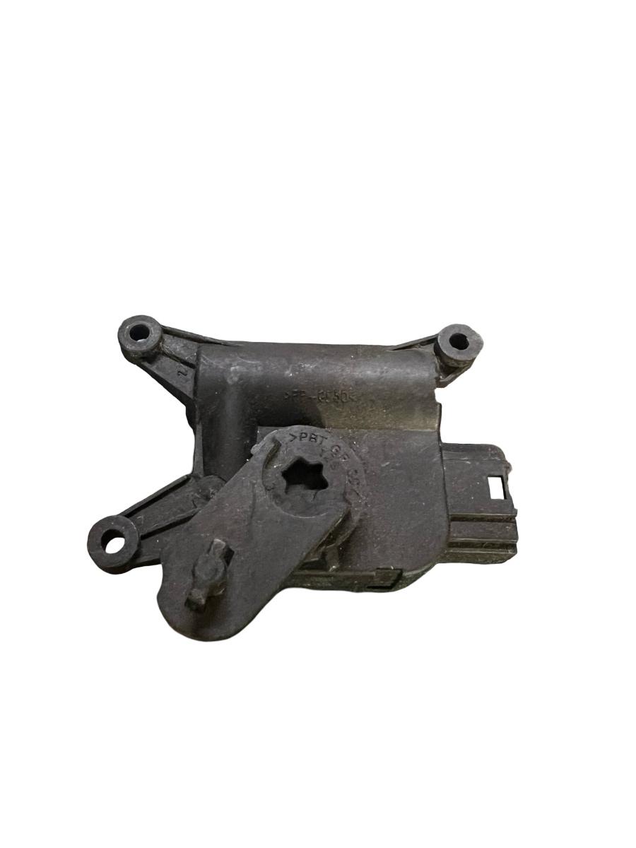 Motoras/actuator clapeta aer VOLKSWAGEN GOLF V 1K1 2003 - 2009 0132801341 – foto 2