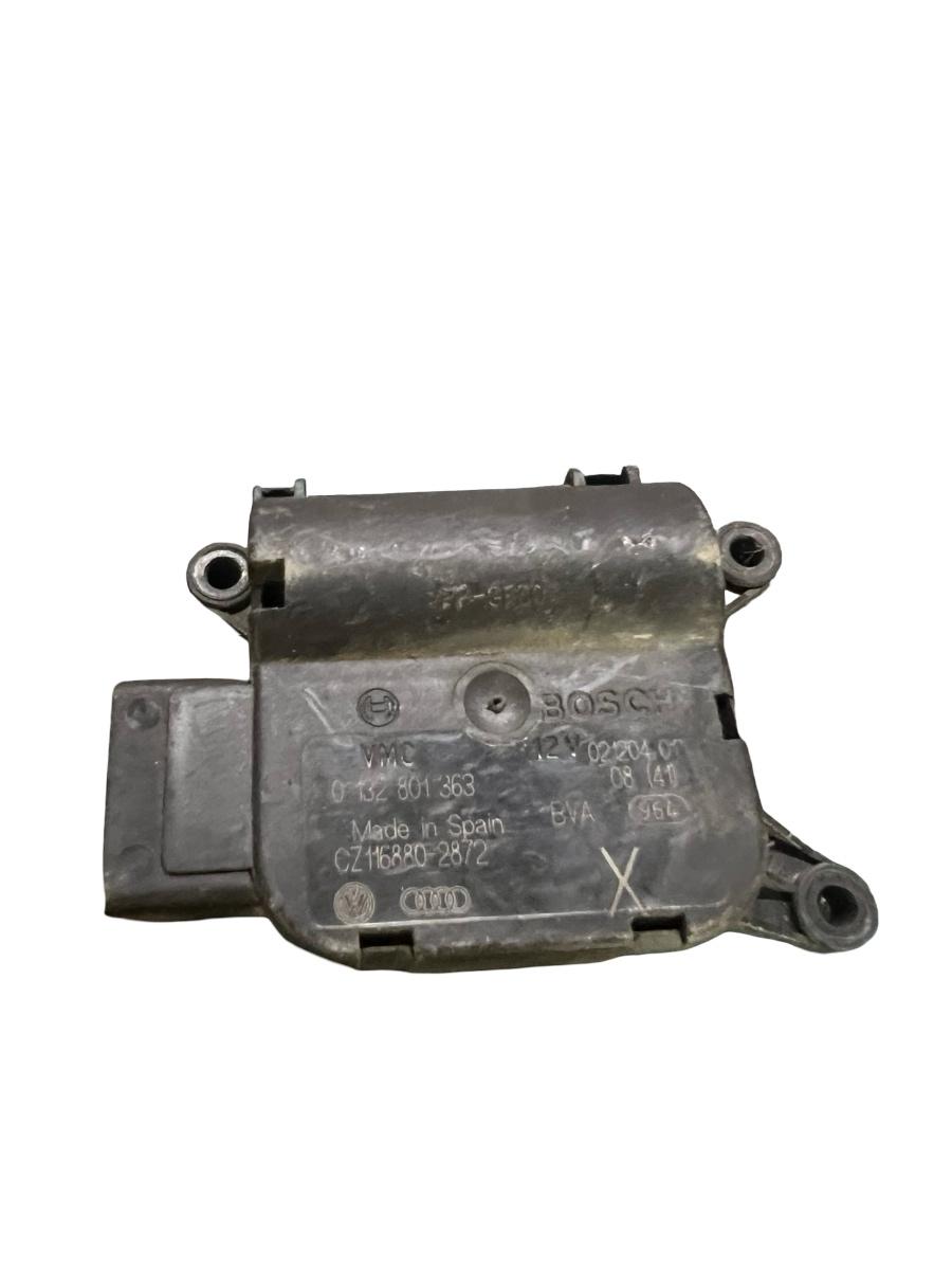 Motoras/actuator clapeta aer VOLKSWAGEN PASSAT Variant 3C5 2005 - 2011 0132801363 – foto 2