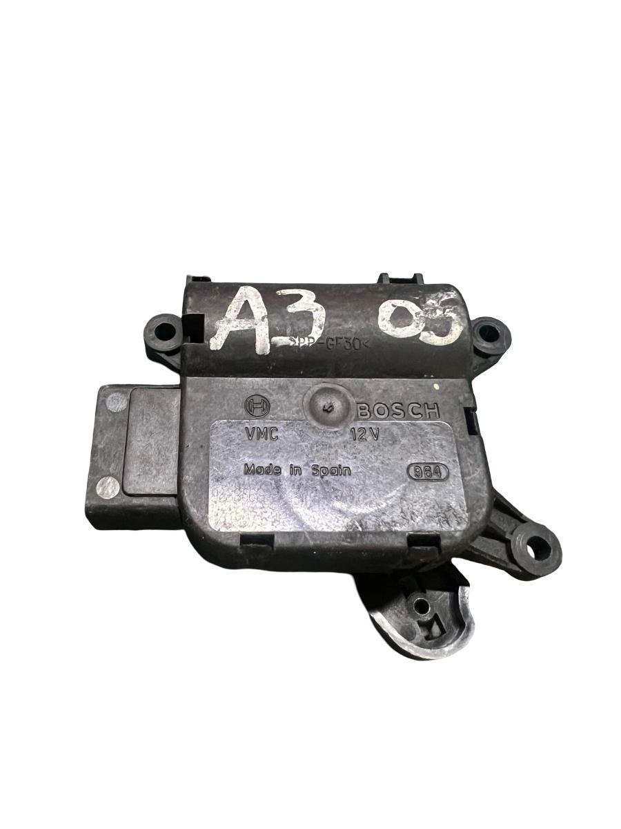 Motoras/actuator clapeta aer VOLKSWAGEN GOLF V 1K1 2003 - 2009 0132801341