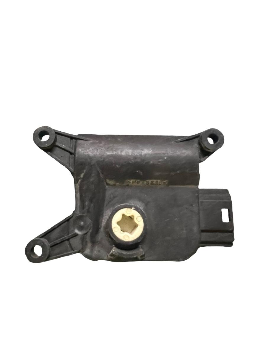 Actuator/motoras clapeta aer AC VOLKSWAGEN GOLF VI 5K1 2008 - 2013 0132801362 – foto 2