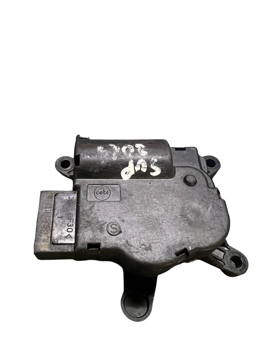 Motoras/actuator clapeta aer VOLKSWAGEN SHARAN 7M8, 7M9, 7M6 1995 - 2010 1Q0907511Q – foto 2