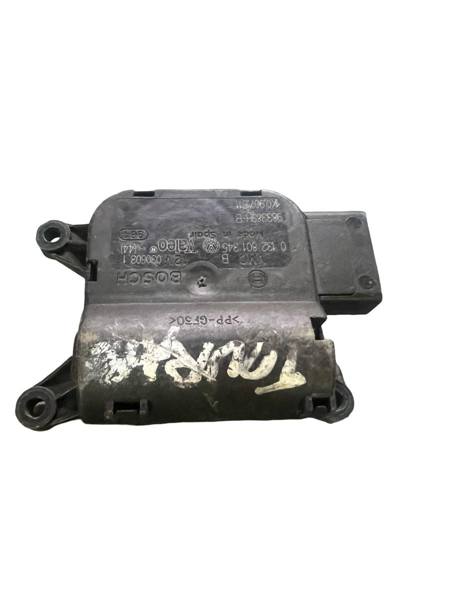 Motoras/actuator clapeta aer VOLKSWAGEN GOLF V 1K1 2003 - 2009 0132801345