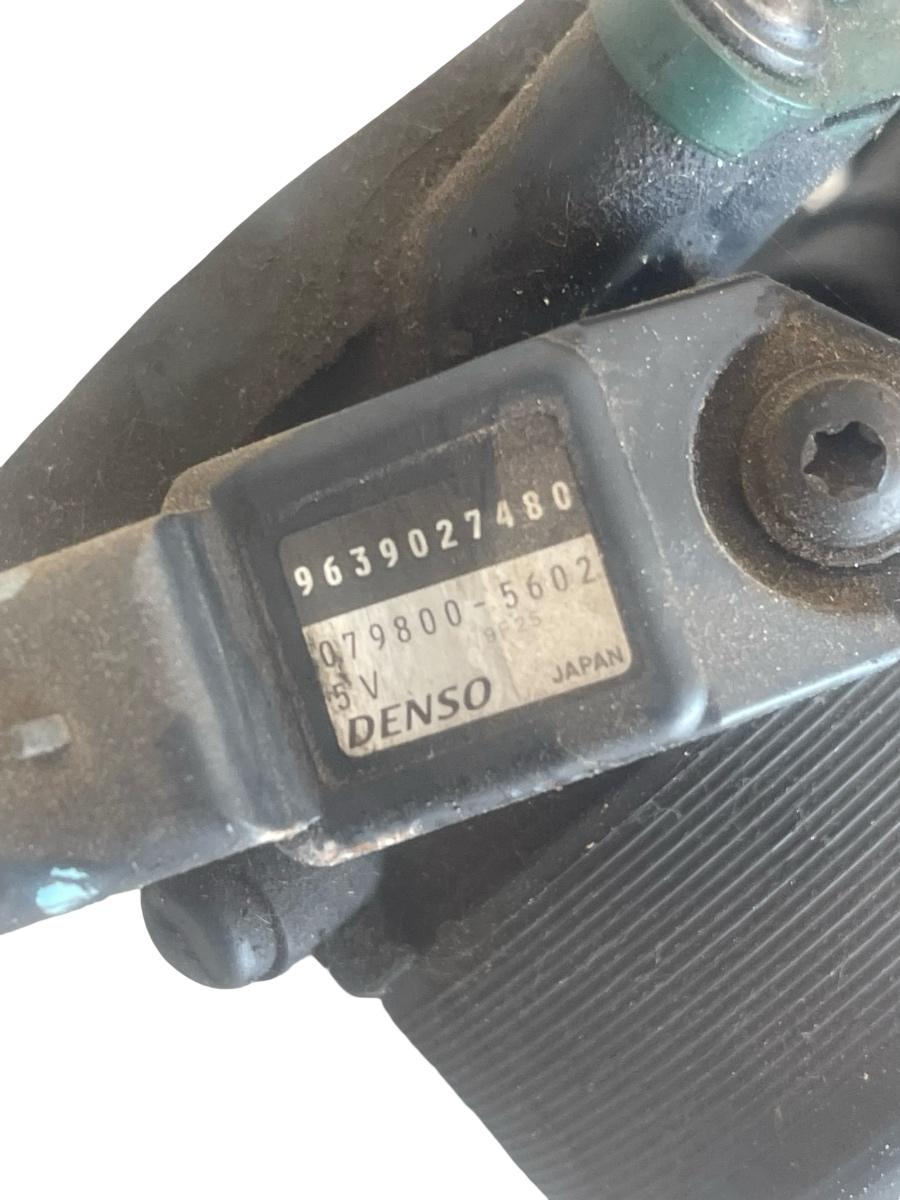 Clapeta de acceleratie VOLVO V50 MW, 545 2003 - 2012 2.0 D D 4204 T 9639027480 – foto 2