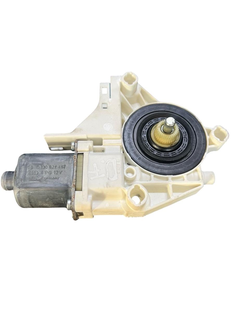 Motoras geam pivotant dreapta fata VOLKSWAGEN TIGUAN 5N_ 2007 - > 5N0979701 – foto 2