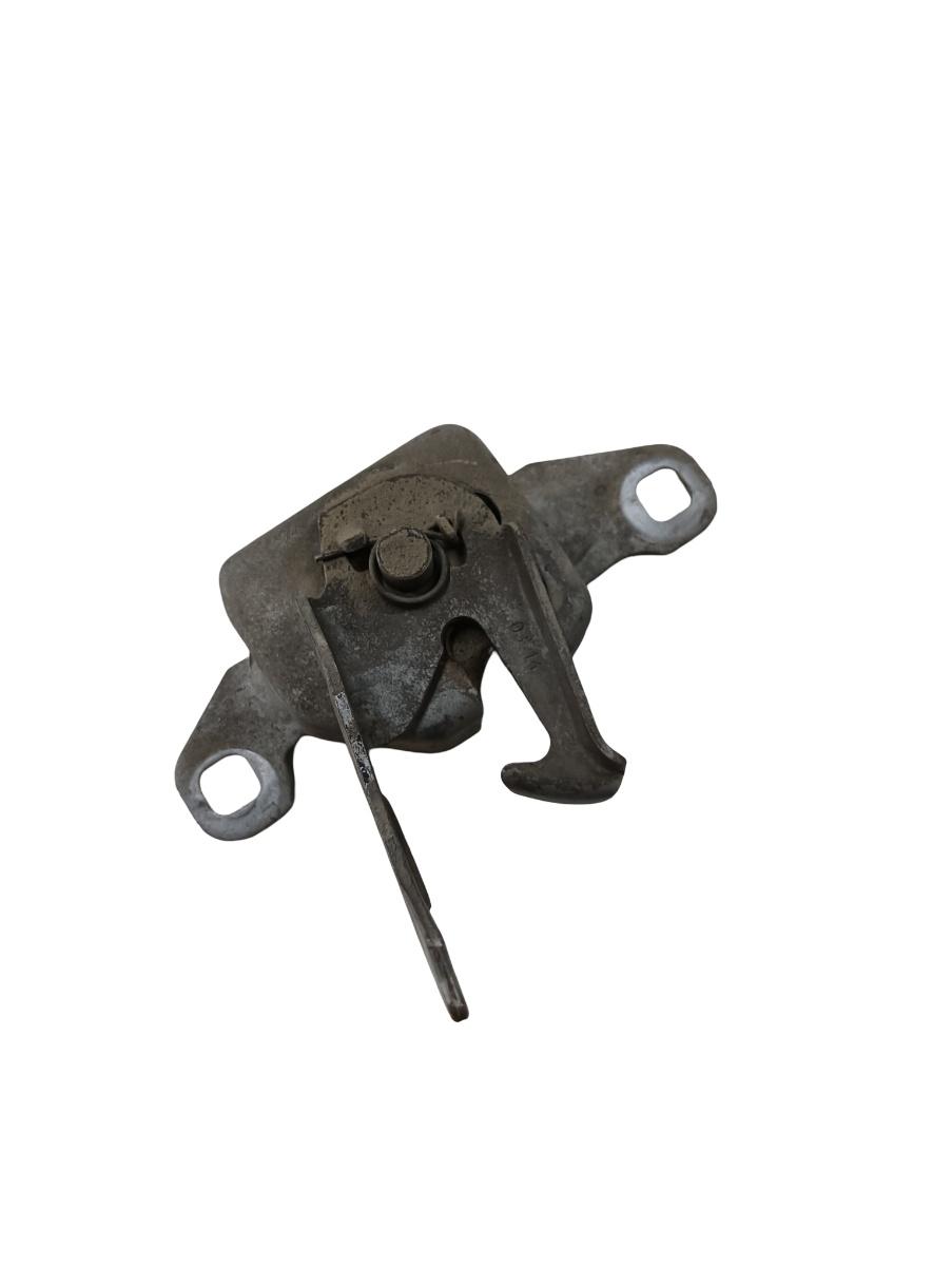 Incuietoare capota  DACIA DUSTER 2010 - >