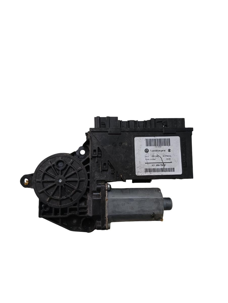 Motoras regulator geam portiera fata dreapta fata VOLKSWAGEN TOUAREG 7LA, 7L6, 7L7 2002 - 2013 3d1959792e
