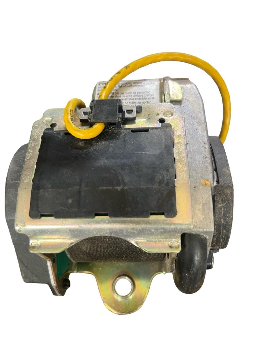 Centura de siguranta fata dreapta spate VOLKSWAGEN TOUAREG 7LA, 7L6, 7L7 2002 - 2013 560981601 – foto 2