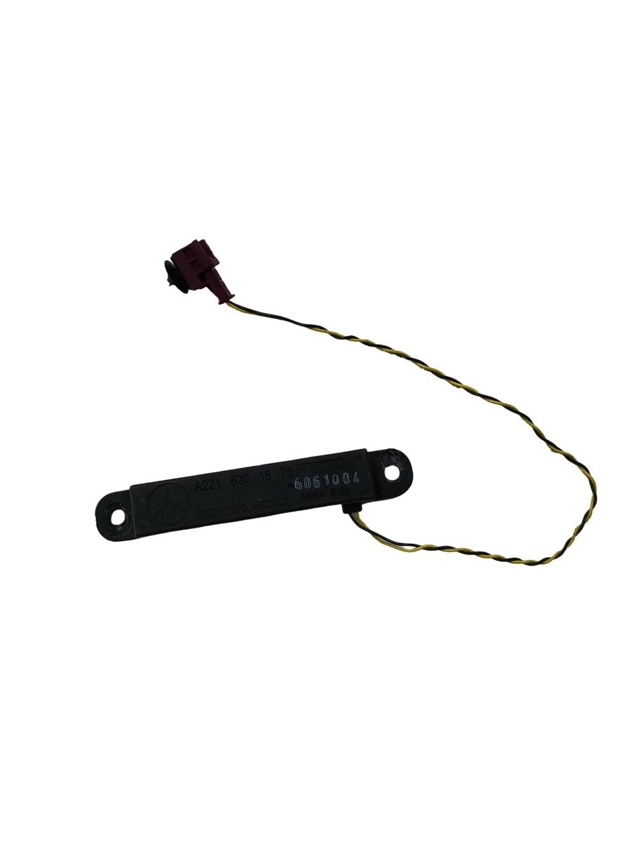 Amplificator semnal antena MERCEDES-BENZ S-CLASS II W221, C215 2005 - 2013 A2218201875
