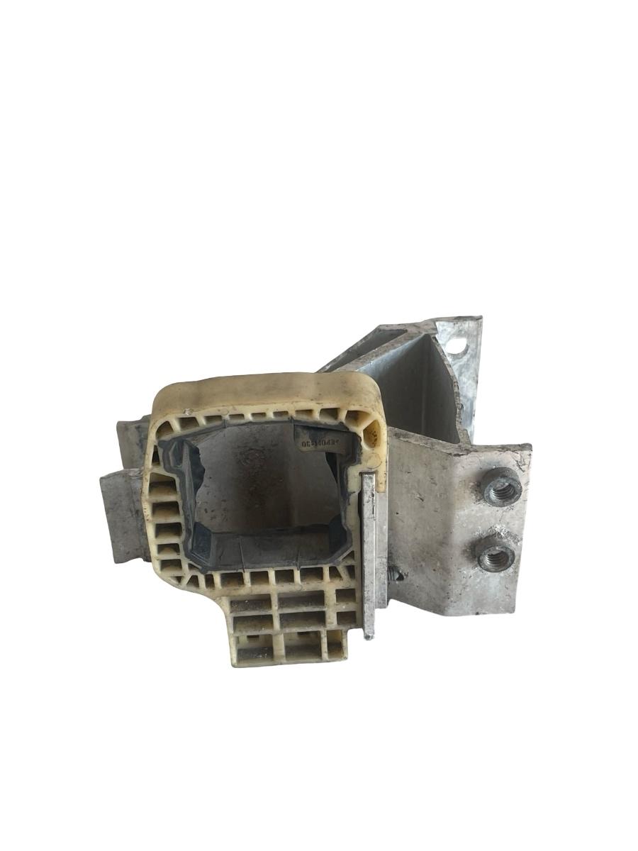 Suport dreapta fata BMW 5 G30, F90 2016 - > 2.0 B47 D20 B – foto 2