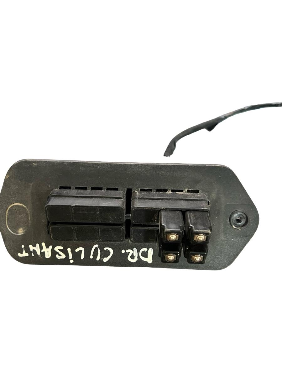 Contact usa culisanta MERCEDES-BENZ CITAN Box 415 2012 - > 8200428700D