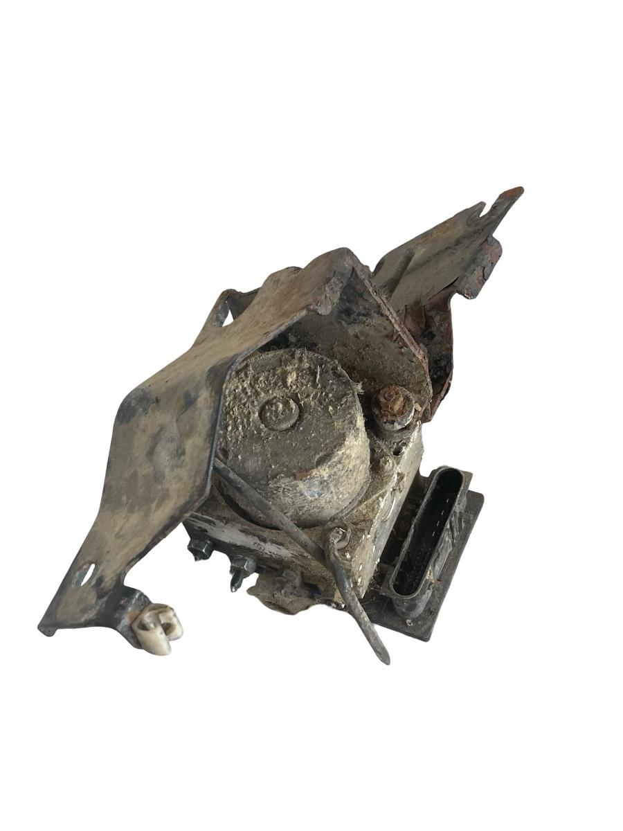 Pompa ABS RENAULT Symbol I [ 1998 - 2008 ], RENAULT CLIO II BB0/1/2_, CB0/1/2_ 1998 - > 8200229137