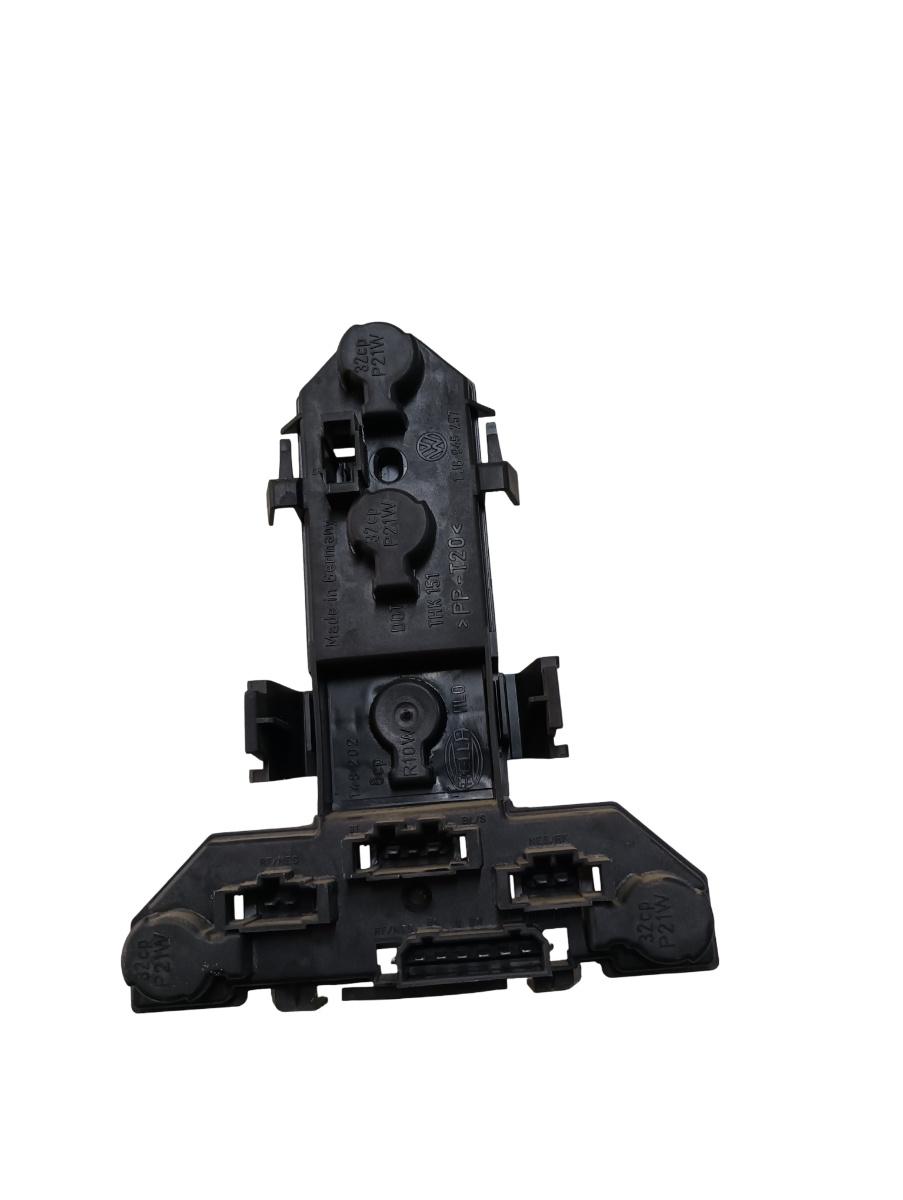 Soclu stop dreapta spate VOLKSWAGEN GOLF IV 1J1 1997 - 2007 – foto 2