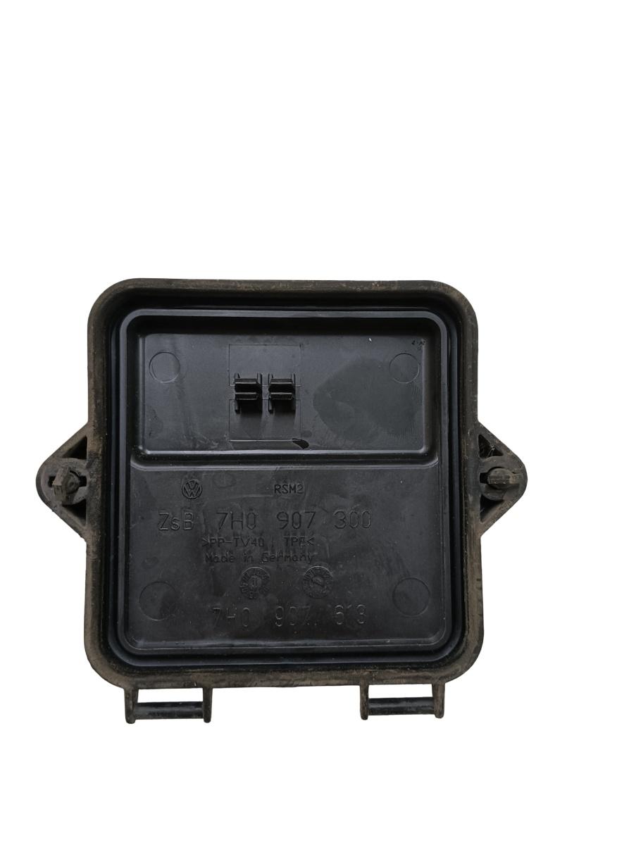 Capac tablou de sigurante VOLKSWAGEN TRANSPORTER V Box 7HA, 7HH, 7EA, 7EH 2003 - > 7h0907300