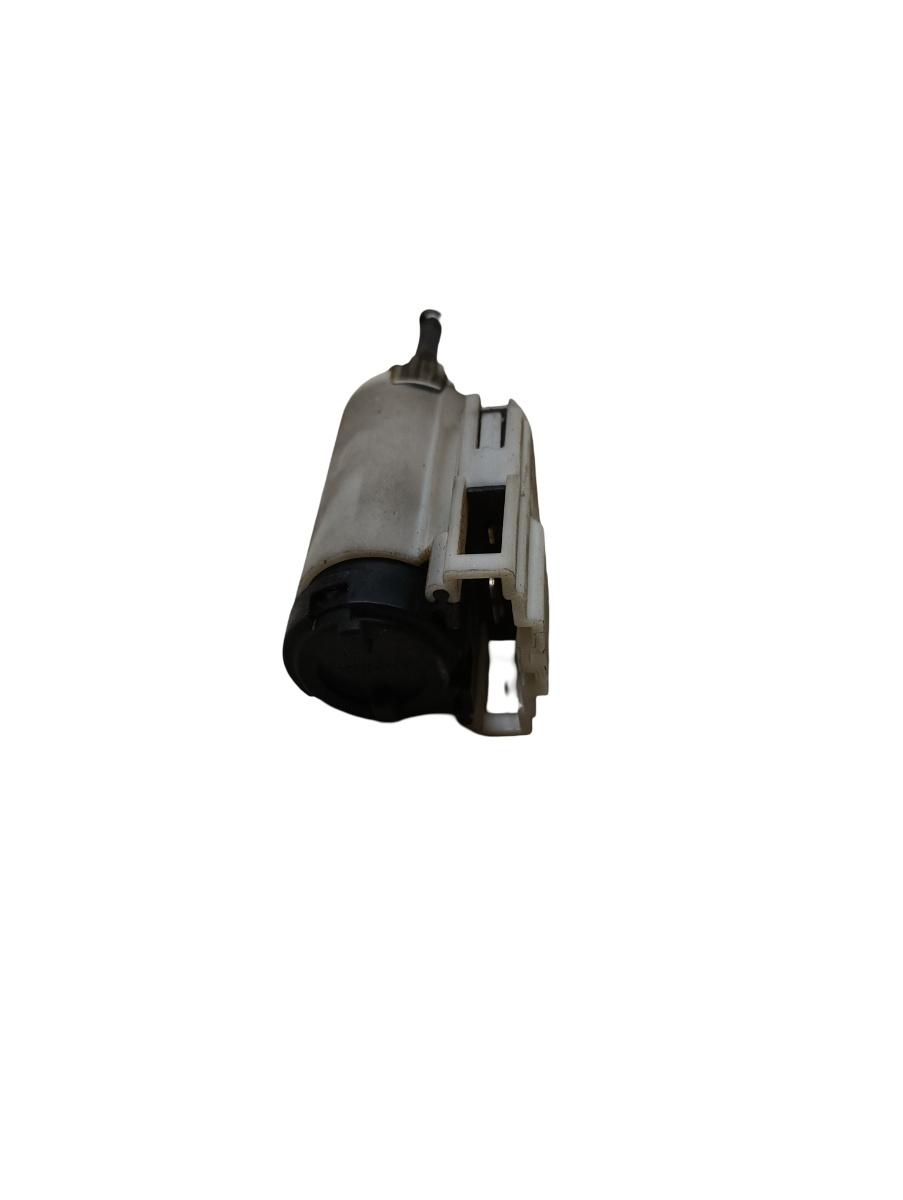 Switch frana  VOLKSWAGEN TRANSPORTER V Box 7HA, 7HH, 7EA, 7EH 2003 - > – foto 2
