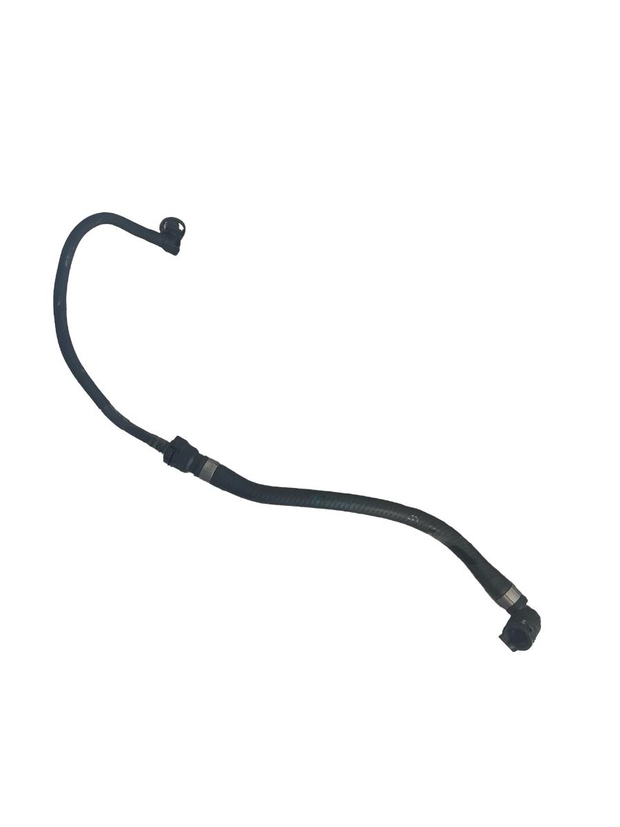 Furtun lichid de racire  BMW 5 G30, F90 2016 - > 2.0 B47 D20 B 8572912-04