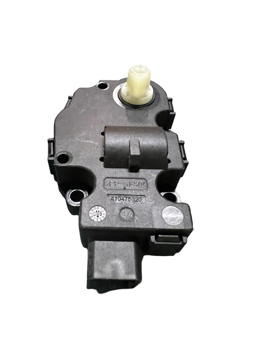 Actuator/motoras clapeta aer AC MERCEDES-BENZ S-CLASS II W221, C215 2005 - 2013 410475520