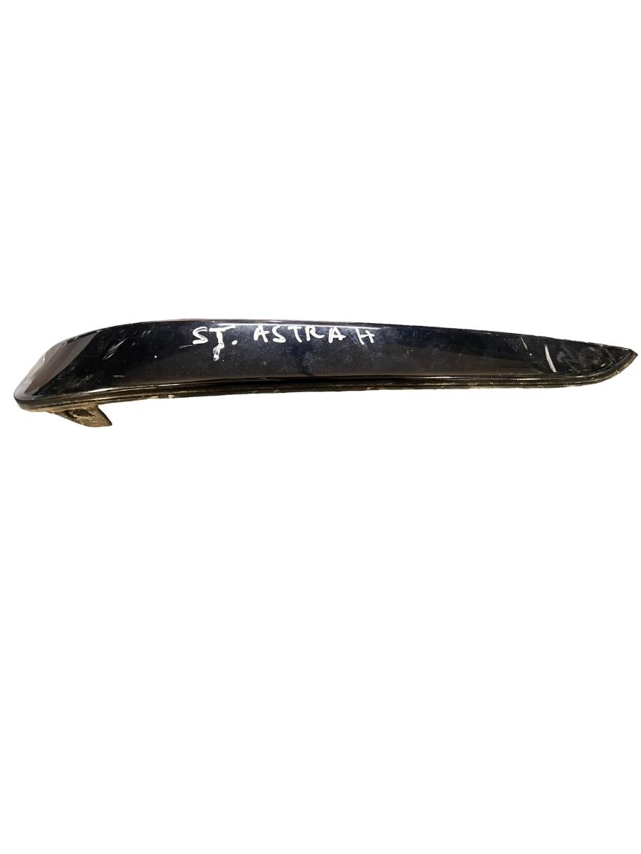 Ornamente bara spate stanga spate OPEL ASTRA H L48, A04 2004 - 2014 13121995