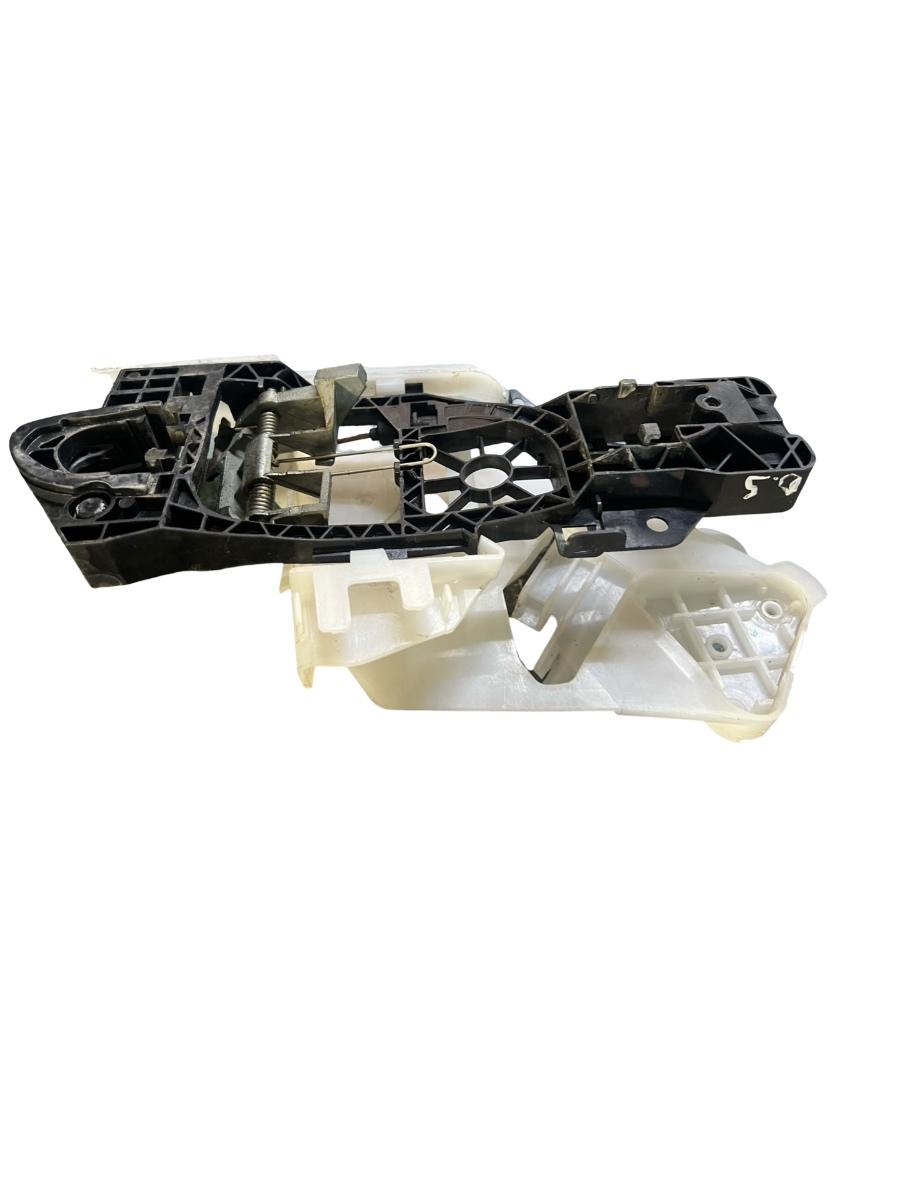 Maner interior portiera spate dreapta spate VOLKSWAGEN PASSAT 3C2 2005 - 2010