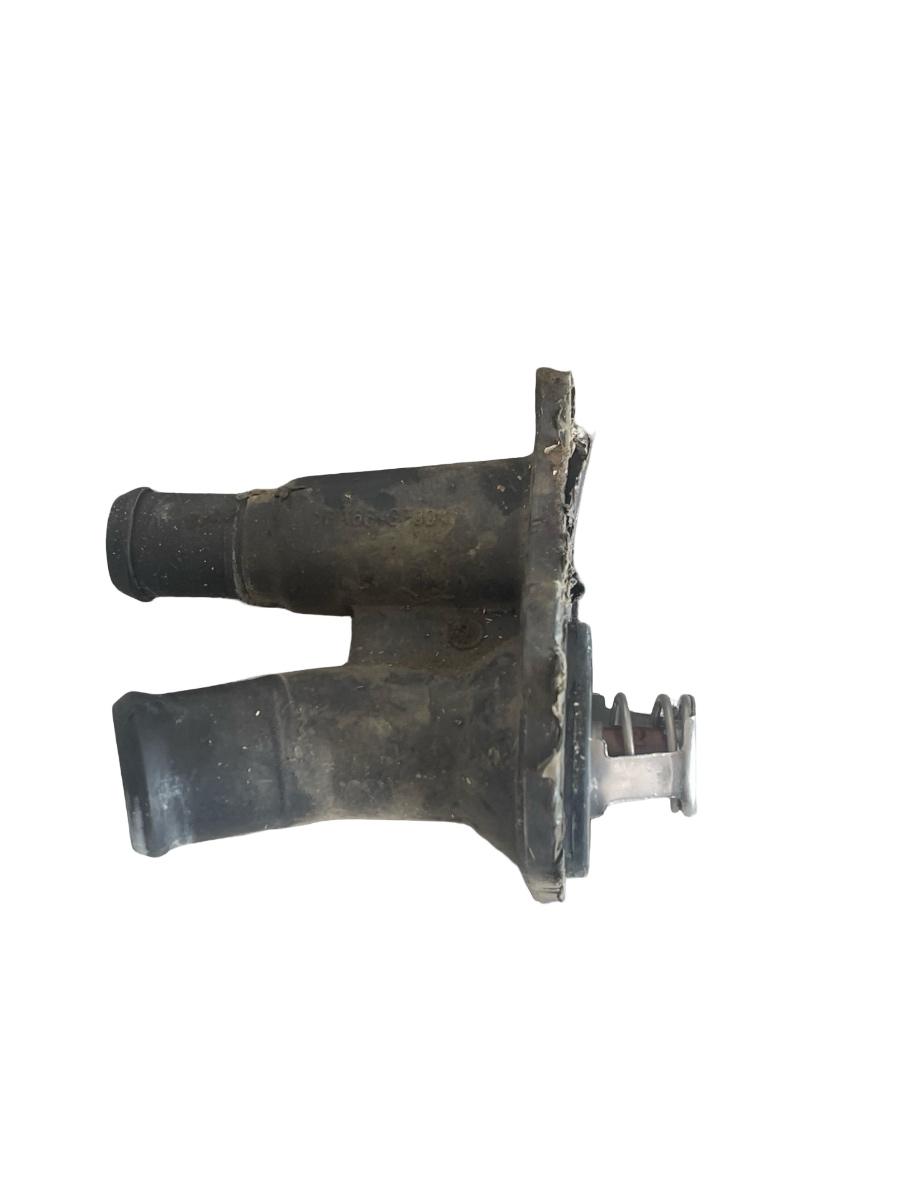 Carcasa termostat FORD FOCUS Hatchback  DAW, DBW 1998 - 2007 1.6 FYDA