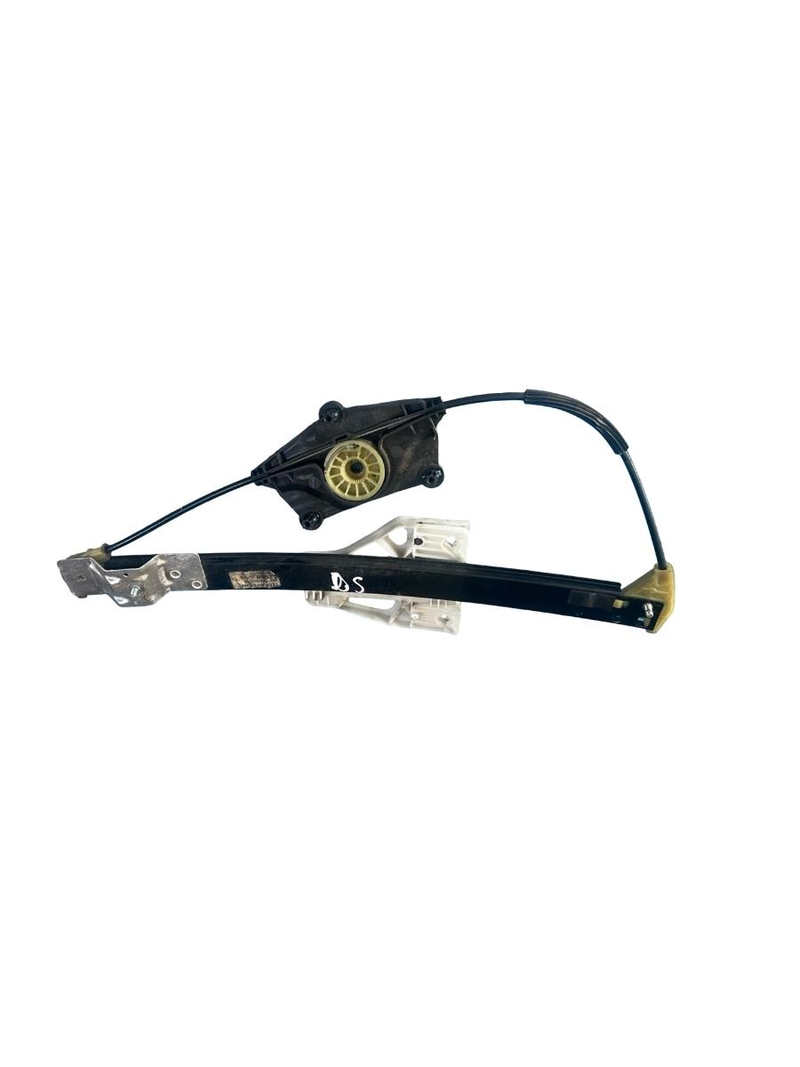 Regulator geam portiera spate cu motoras dreapta spate AUDI A4 IV 8K2, B8 2007 - 2015 8K0839462