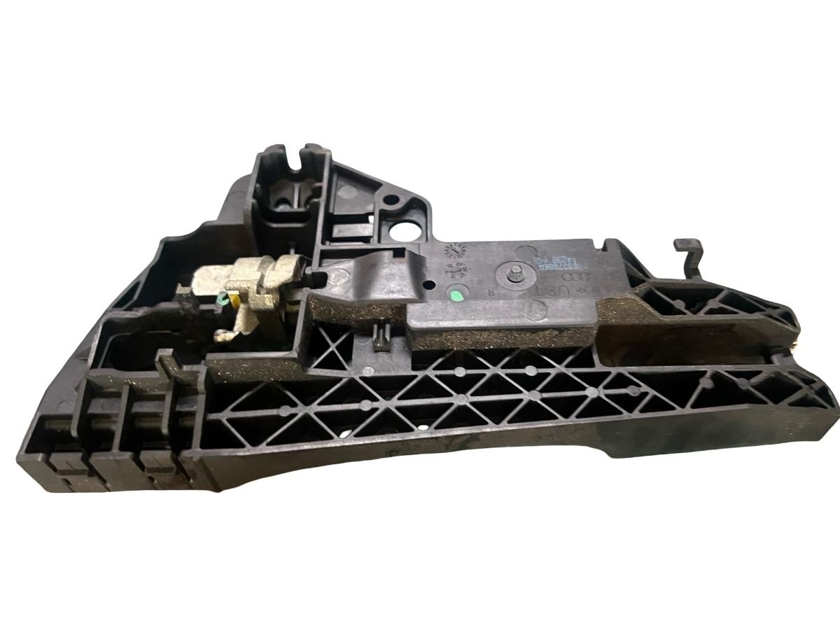 Maner interior portiera spate dreapta spate AUDI A4 IV 8K2, B8 2007 - 2015 8E0837886A – foto 2